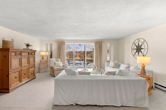 3 Hilltop Drive UNIT 3, Sandwich, MA 02563