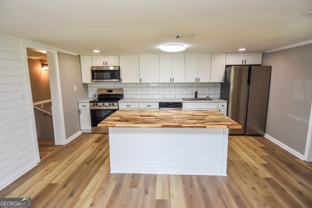 225 Oak Ridge Drive, Thomaston, GA 30286