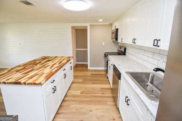 225 Oak Ridge Drive, Thomaston, GA 30286