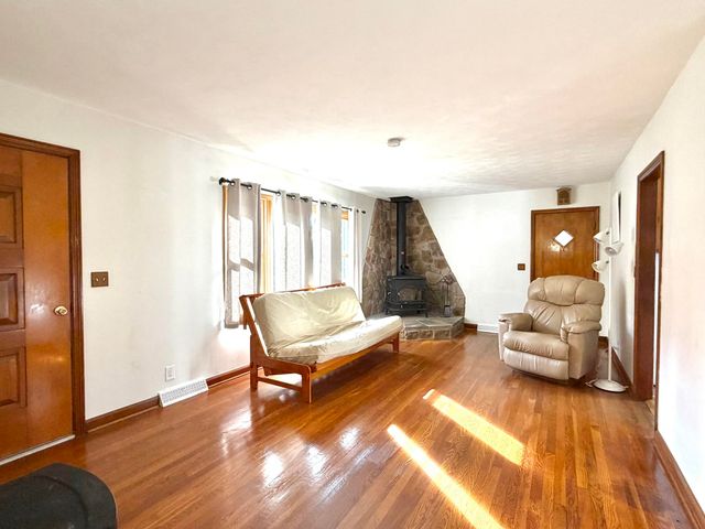 129 Roaring Run RD, Eagle Rock, VA 24085