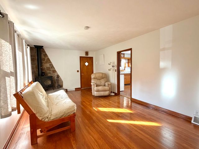 129 Roaring Run RD, Eagle Rock, VA 24085