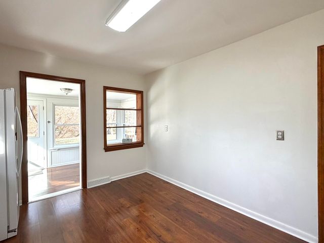 129 Roaring Run RD, Eagle Rock, VA 24085