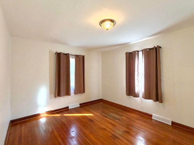 129 Roaring Run RD, Eagle Rock, VA 24085