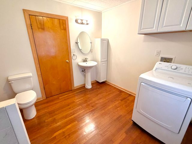 129 Roaring Run RD, Eagle Rock, VA 24085