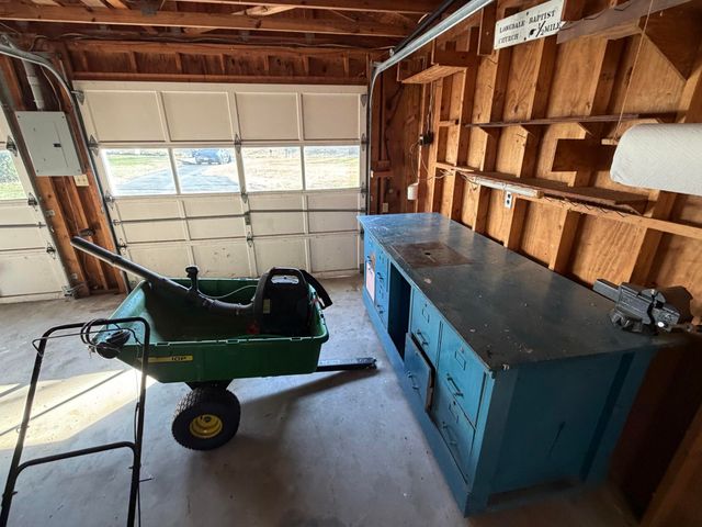 129 Roaring Run RD, Eagle Rock, VA 24085