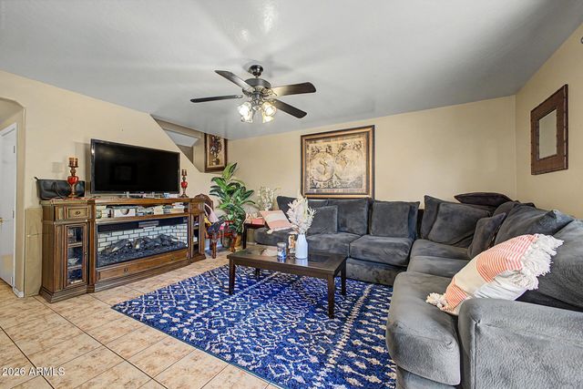 6747 N 75TH Drive, Glendale, AZ 85303