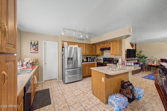 6747 N 75TH Drive, Glendale, AZ 85303