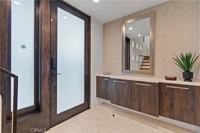 802 Bard Street, Hermosa Beach, CA 90254