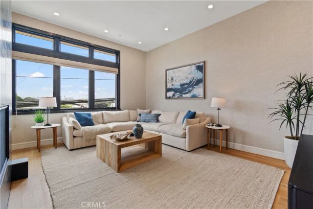 802 Bard Street, Hermosa Beach, CA 90254