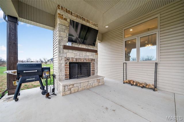 212 Bluegrass Pasture Court, Wentzville, MO 63386