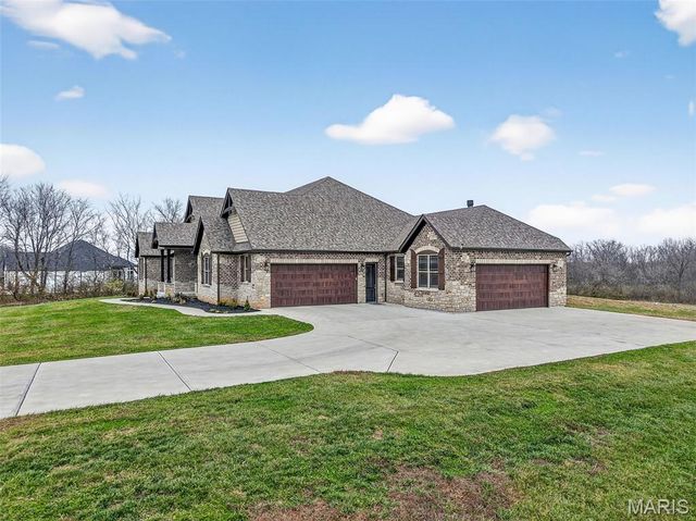 212 Bluegrass Pasture Court, Wentzville, MO 63386