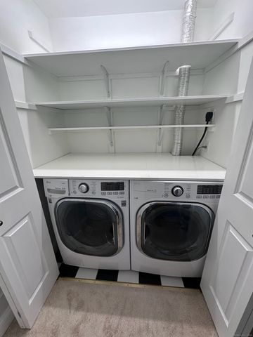 163 South Street 85, Danbury, CT 06810