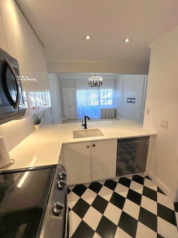 163 South Street 85, Danbury, CT 06810