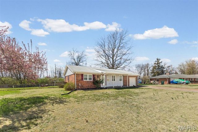 1204 Price Street, Cahokia, IL 62206