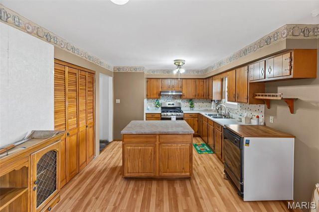 1204 Price Street, Cahokia, IL 62206