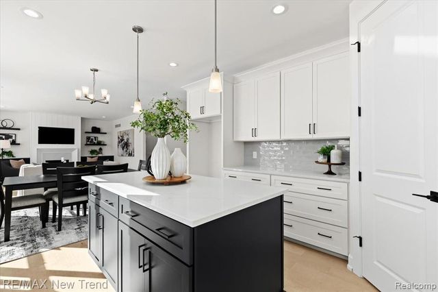 8511 Joseph Street, Commerce Twp, MI 48382