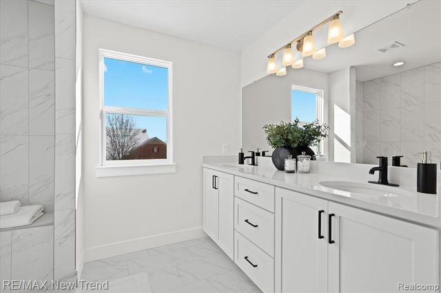 8511 Joseph Street, Commerce Twp, MI 48382