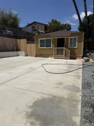 1207 E 8th, National City, CA 91950
