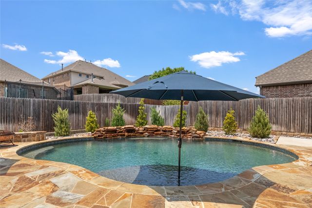 9713 Bowman Drive, Fort Worth, TX 76244