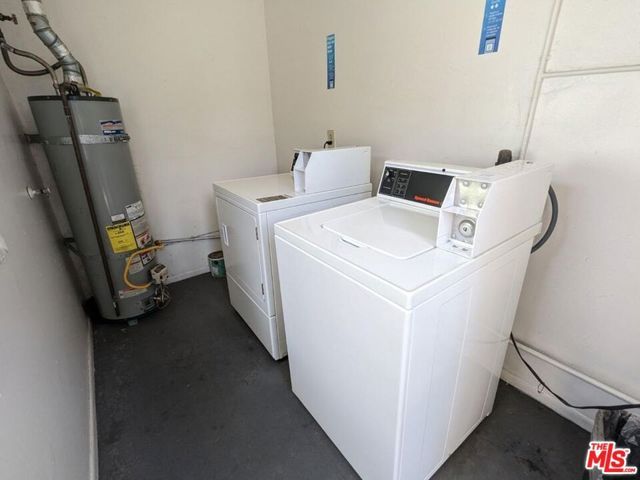 6127 Romaine Street, Los Angeles, CA 90038