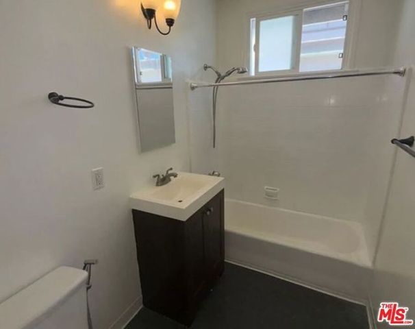 6127 Romaine Street, Los Angeles, CA 90038