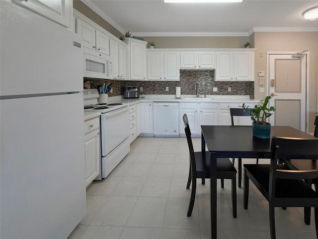 1335 SE Florence Drive 308, Waukee, IA 50263