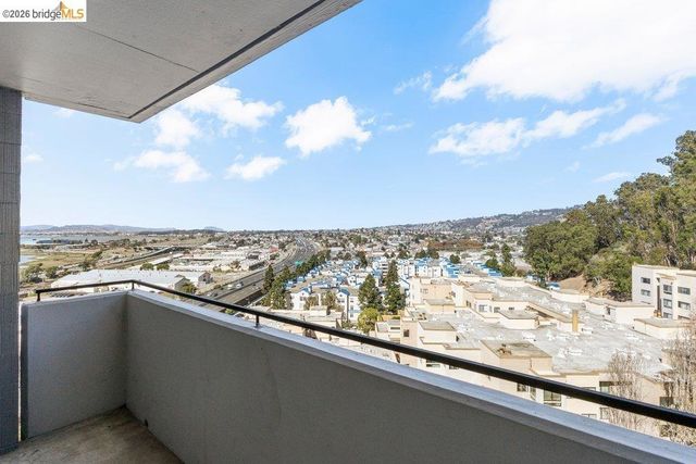 555 Pierce St 804, Albany, CA 94706