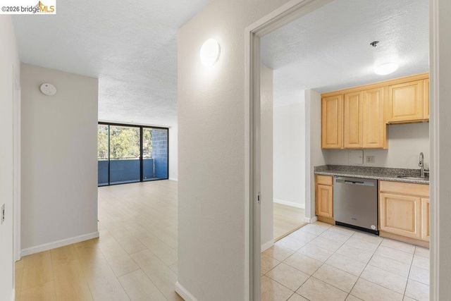 555 Pierce St 804, Albany, CA 94706