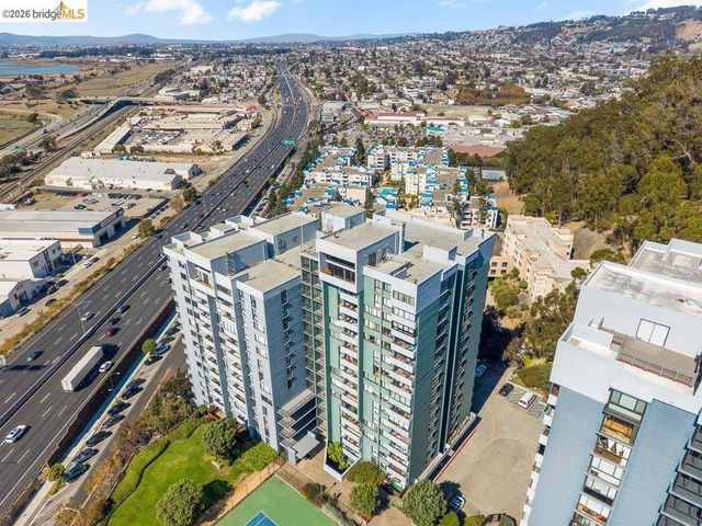 555 Pierce St 804, Albany, CA 94706
