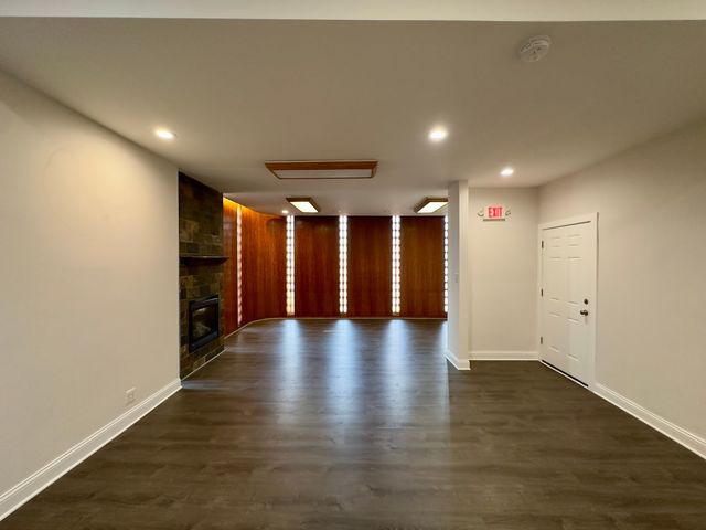 4401 N Keeler Avenue, Chicago, IL 60641