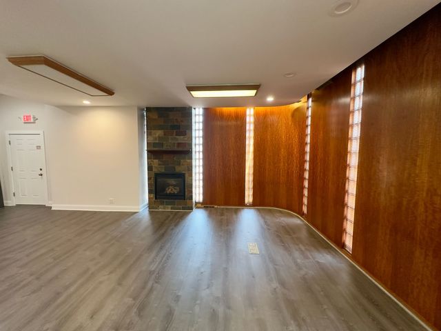 4401 N Keeler Avenue, Chicago, IL 60641