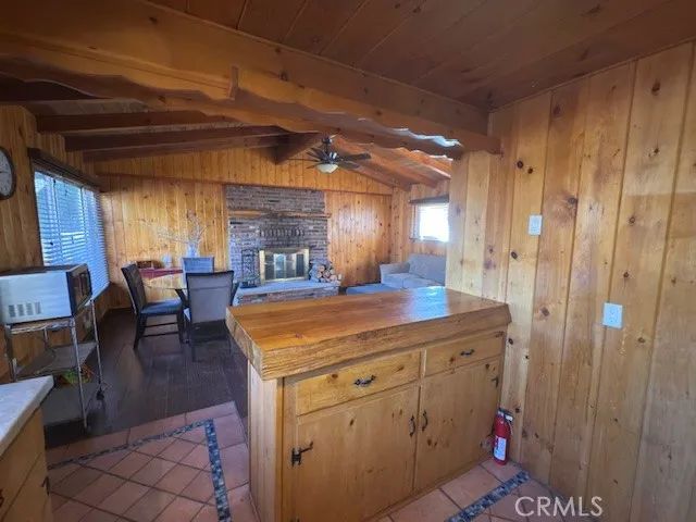 631 Oak Knoll Drive, Green Valley Lake, CA 92341