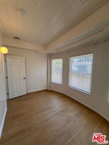 1434 W 22nd Street, Los Angeles, CA 90007