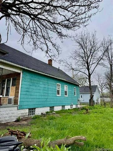 12524 Maine Street, Detroit, MI 48212