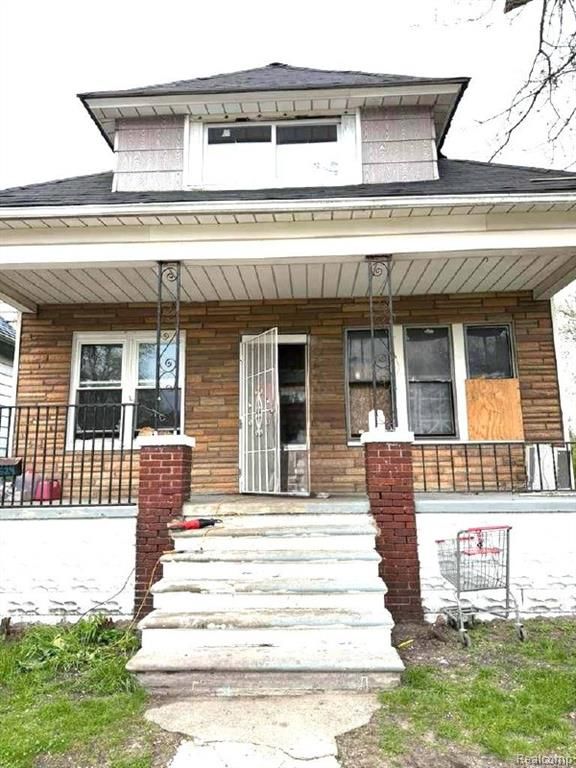 12524 Maine Street, Detroit, MI 48212