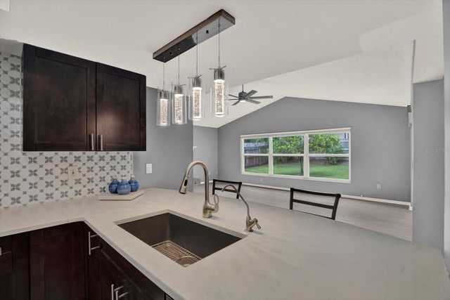1805 TAWNEE PLACE, Brandon, FL 33510