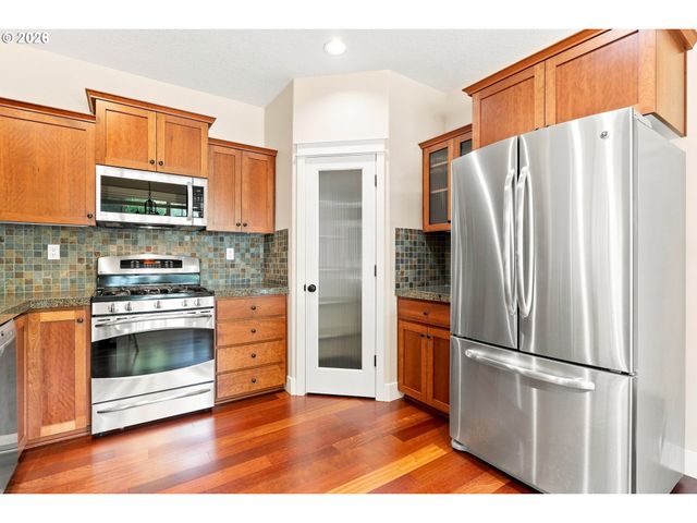 29101 Sw VILLEBOIS Dr, Wilsonville, OR 97070