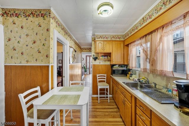 252 Duane St, City Of Orange Twp., NJ 07050