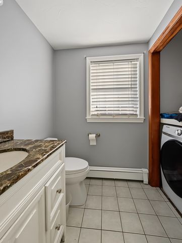 34 Conservation Dr, Douglas, MA 01516