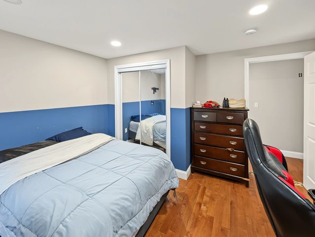 34 Conservation Dr, Douglas, MA 01516