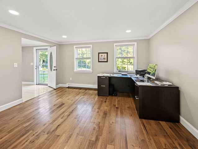 34 Conservation Dr, Douglas, MA 01516