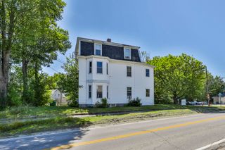 2 Jackson Street, Hillsborough, NH 03224
