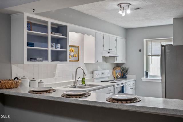 7404 Sandy Creek Drive, Raleigh, NC 27615