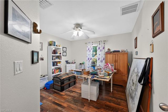 2206 24th TER, Cape Coral, FL 33909