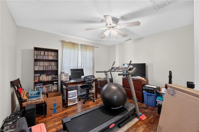 2206 24th TER, Cape Coral, FL 33909