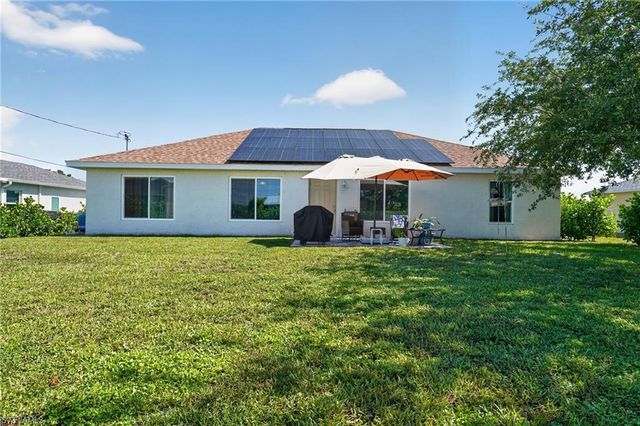 2206 24th TER, Cape Coral, FL 33909