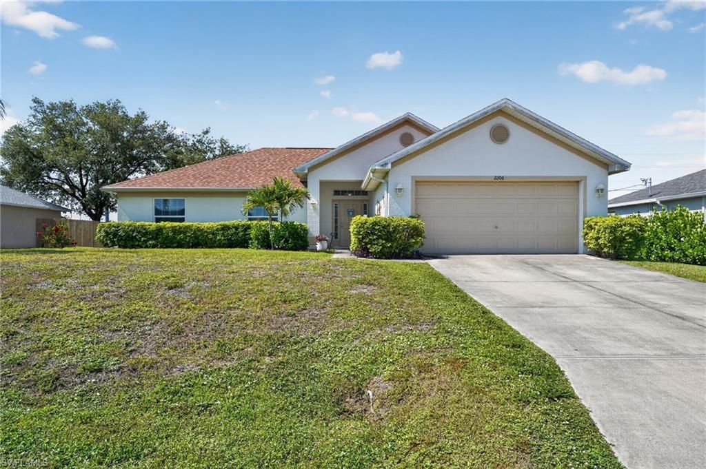 2206 24th TER, Cape Coral, FL 33909