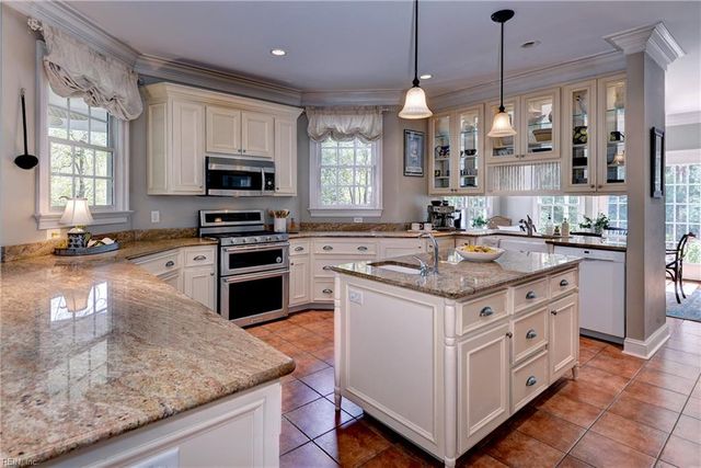 151 Fords Colony DR, Williamsburg, VA 23188