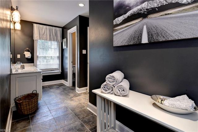 151 Fords Colony DR, Williamsburg, VA 23188