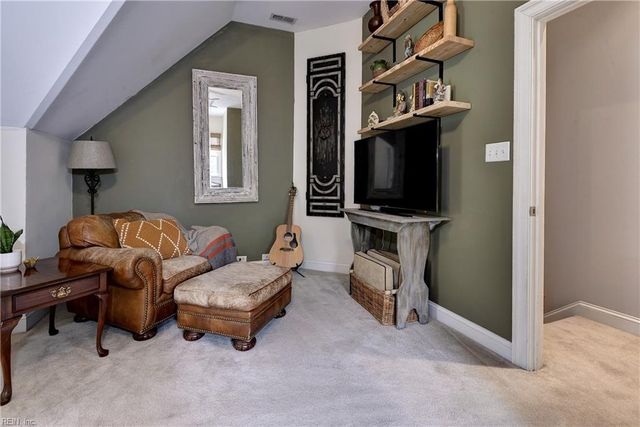 151 Fords Colony DR, Williamsburg, VA 23188